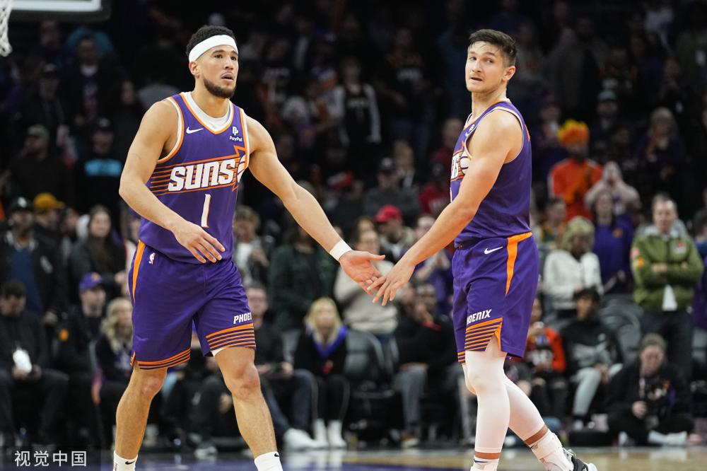 岌岌可危 岌岌可危